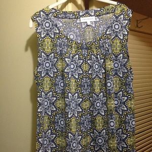 2x Evan Picone sleeveless blouse